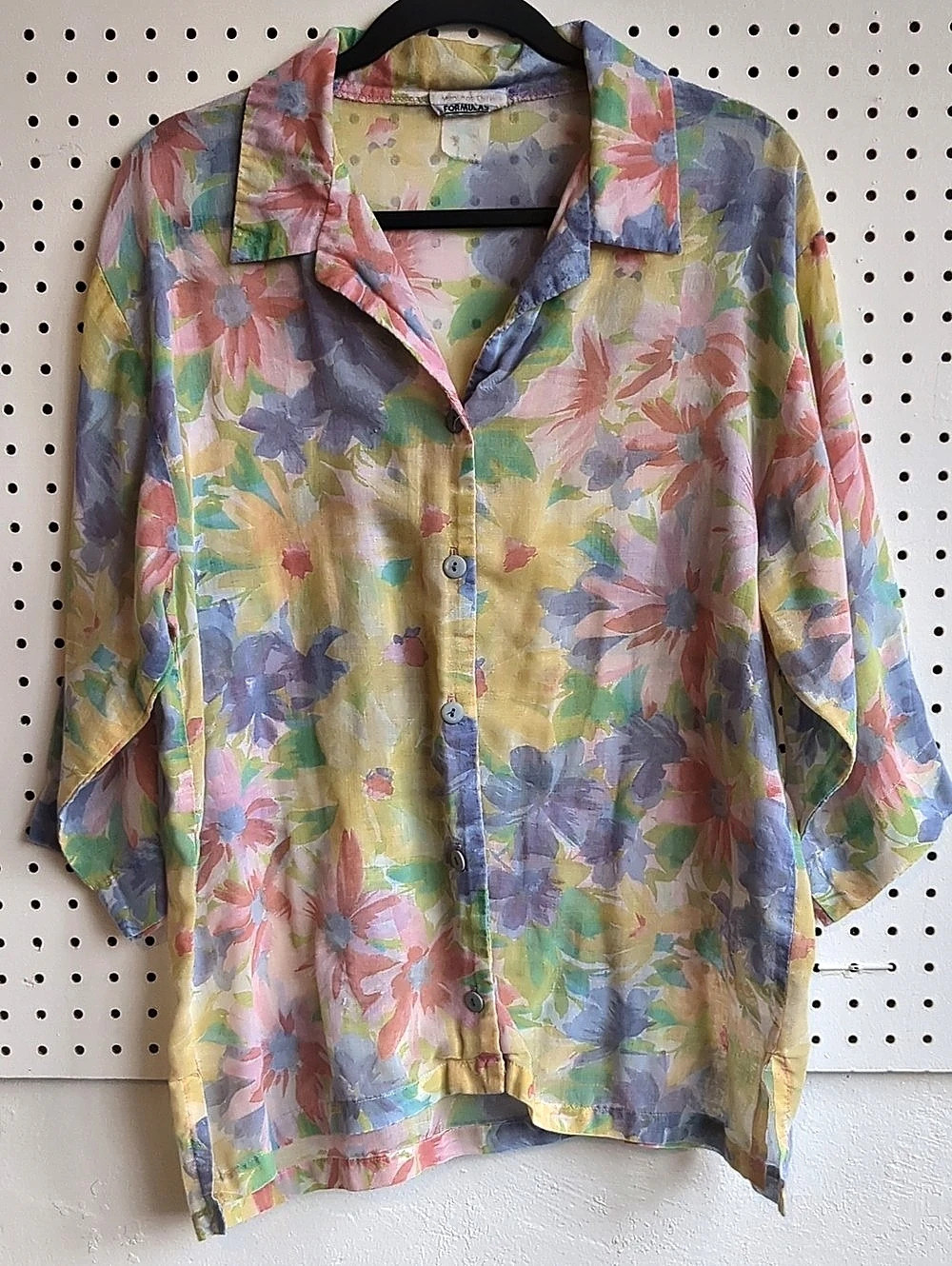 FORMULAS Floral Button Down Shirt
